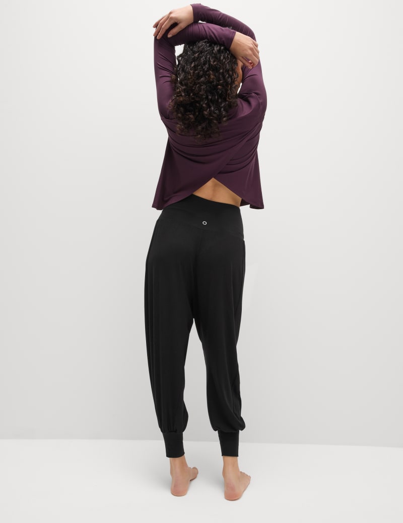 High Waisted Hareem Yoga Joggers – Retail International Group