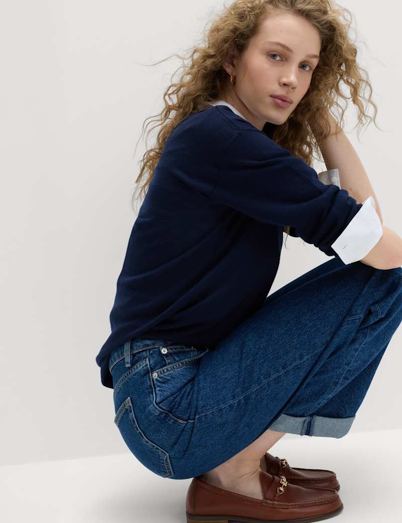 Boyfriend Mid Rise Ankle Grazer Jeans – Retail International Group